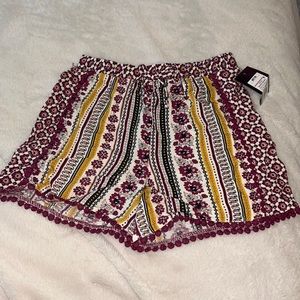Medium sized, boho Art class shorts